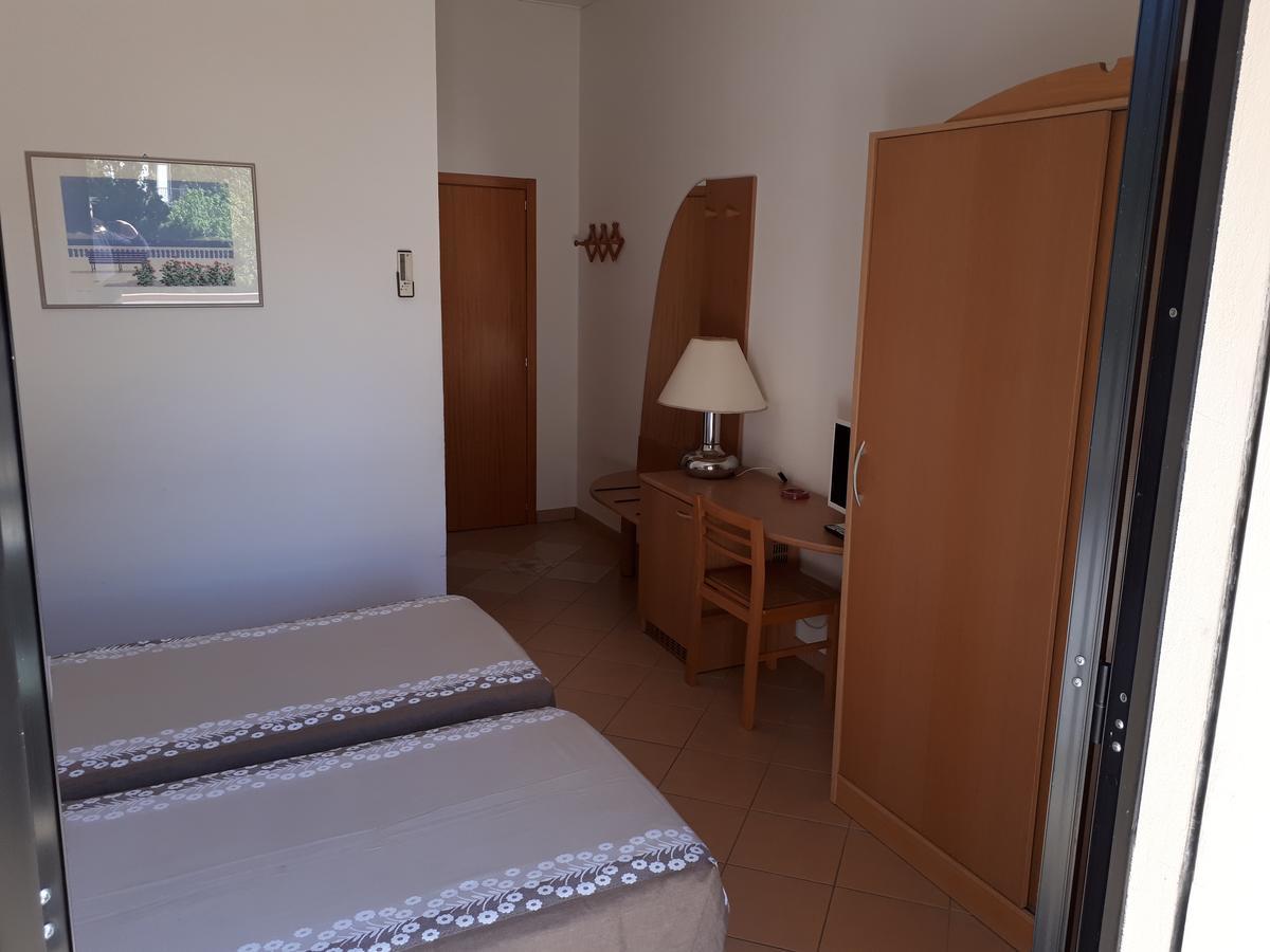 Hotel Ciclamino Ріоло-Терме Екстер'єр фото