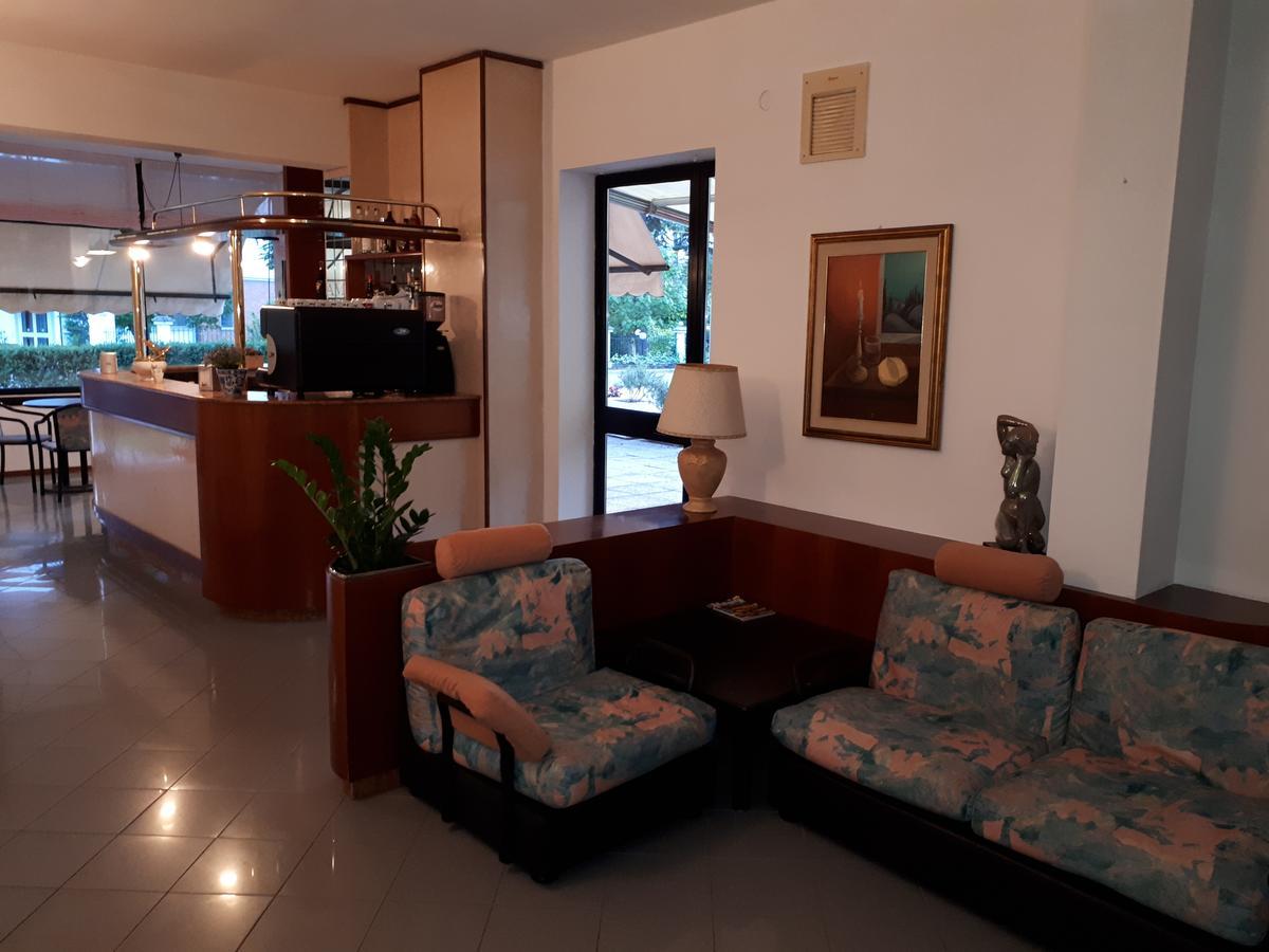 Hotel Ciclamino Ріоло-Терме Екстер'єр фото