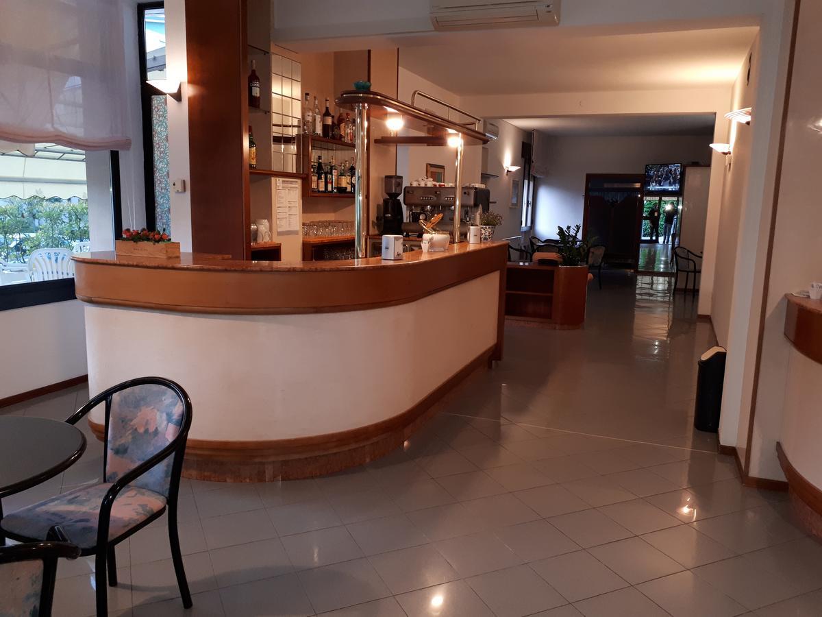 Hotel Ciclamino Ріоло-Терме Екстер'єр фото