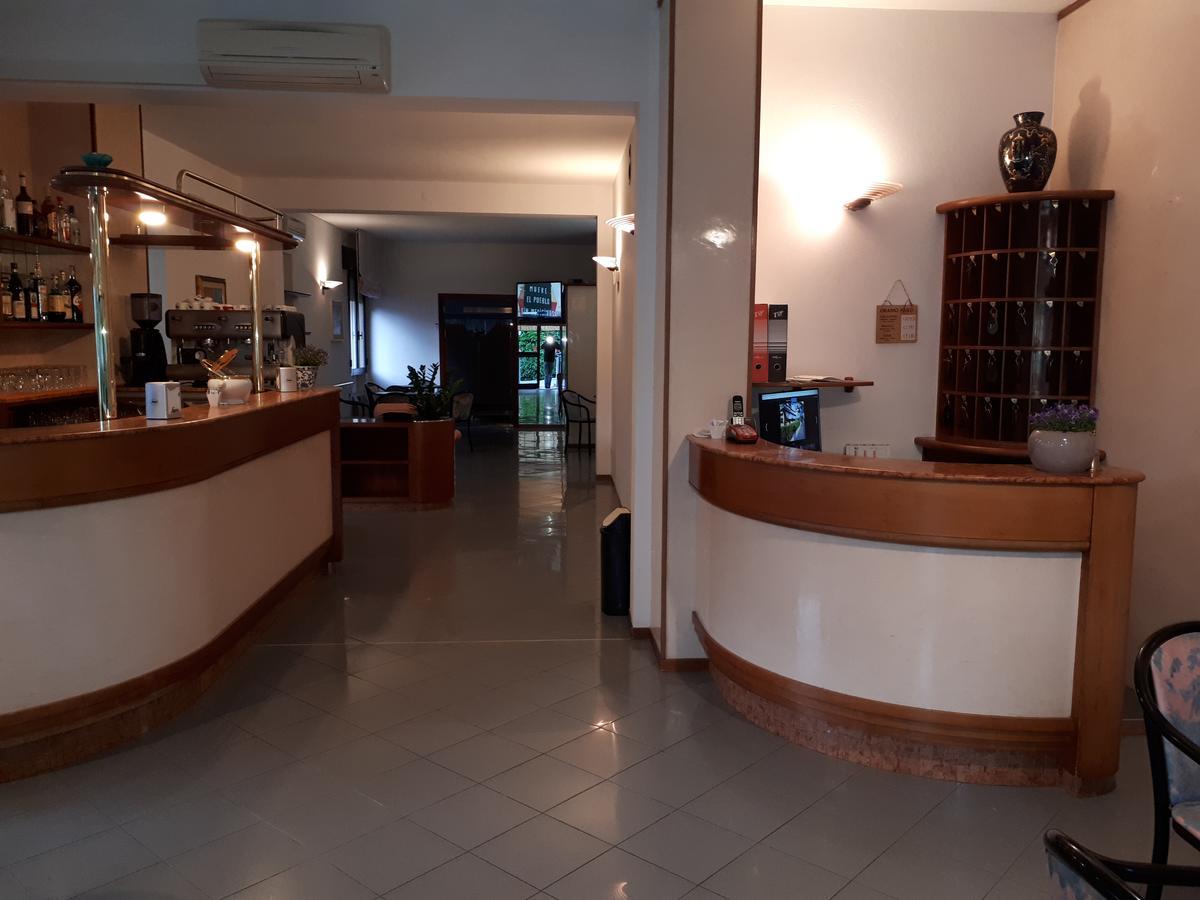 Hotel Ciclamino Ріоло-Терме Екстер'єр фото